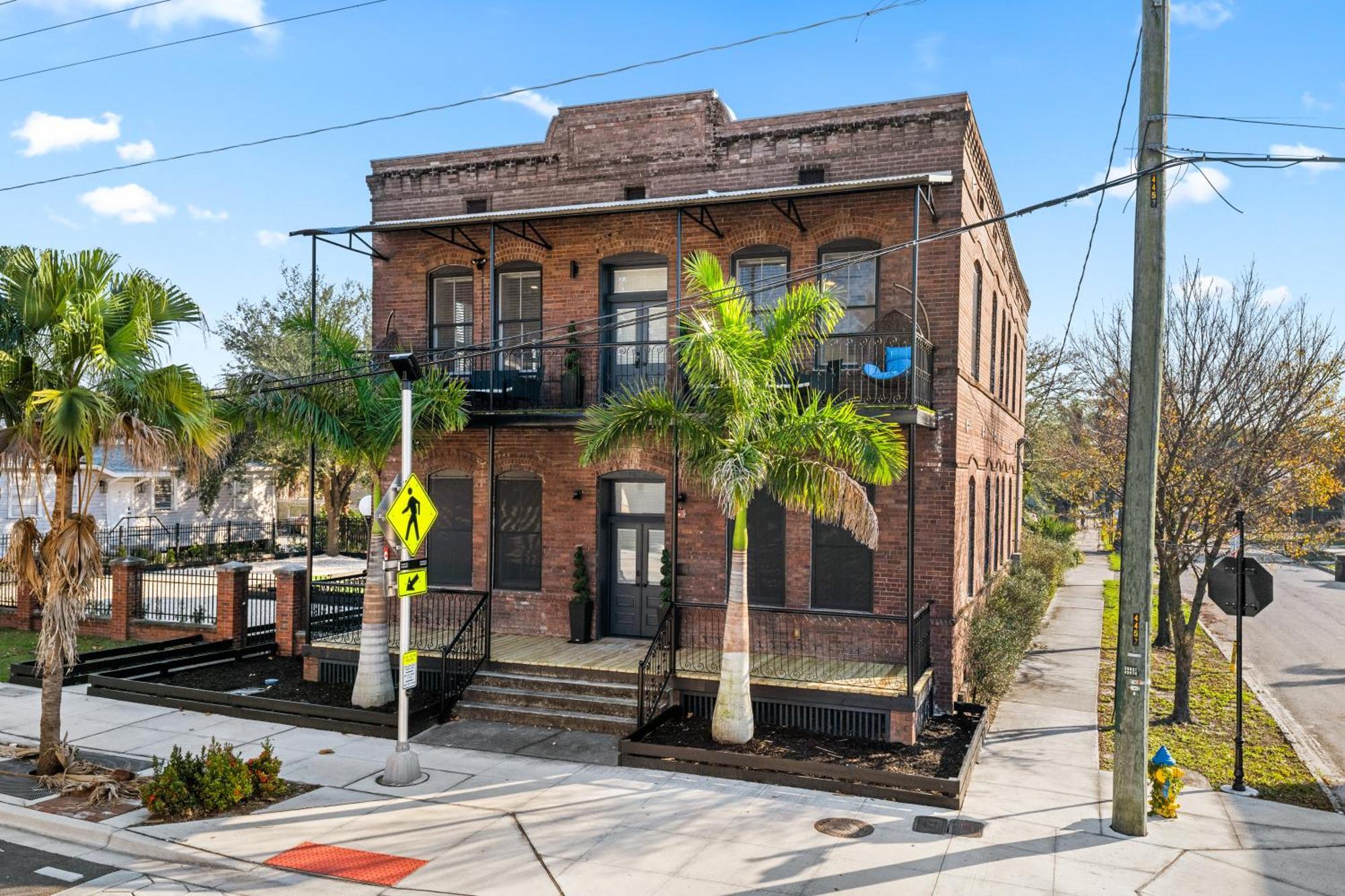 Columbus Apartment Tampa Exterior photo